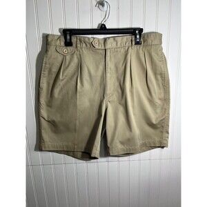 Pro Celebrity Men’s Tan/ Beige color Elastic Waist Pleated Front Shorts Size 36